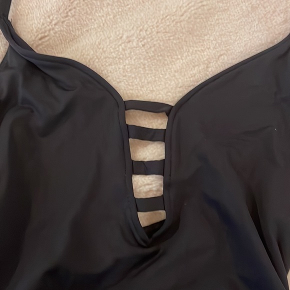 La Blanca black one piece , tie around neck - Picture 3 of 8